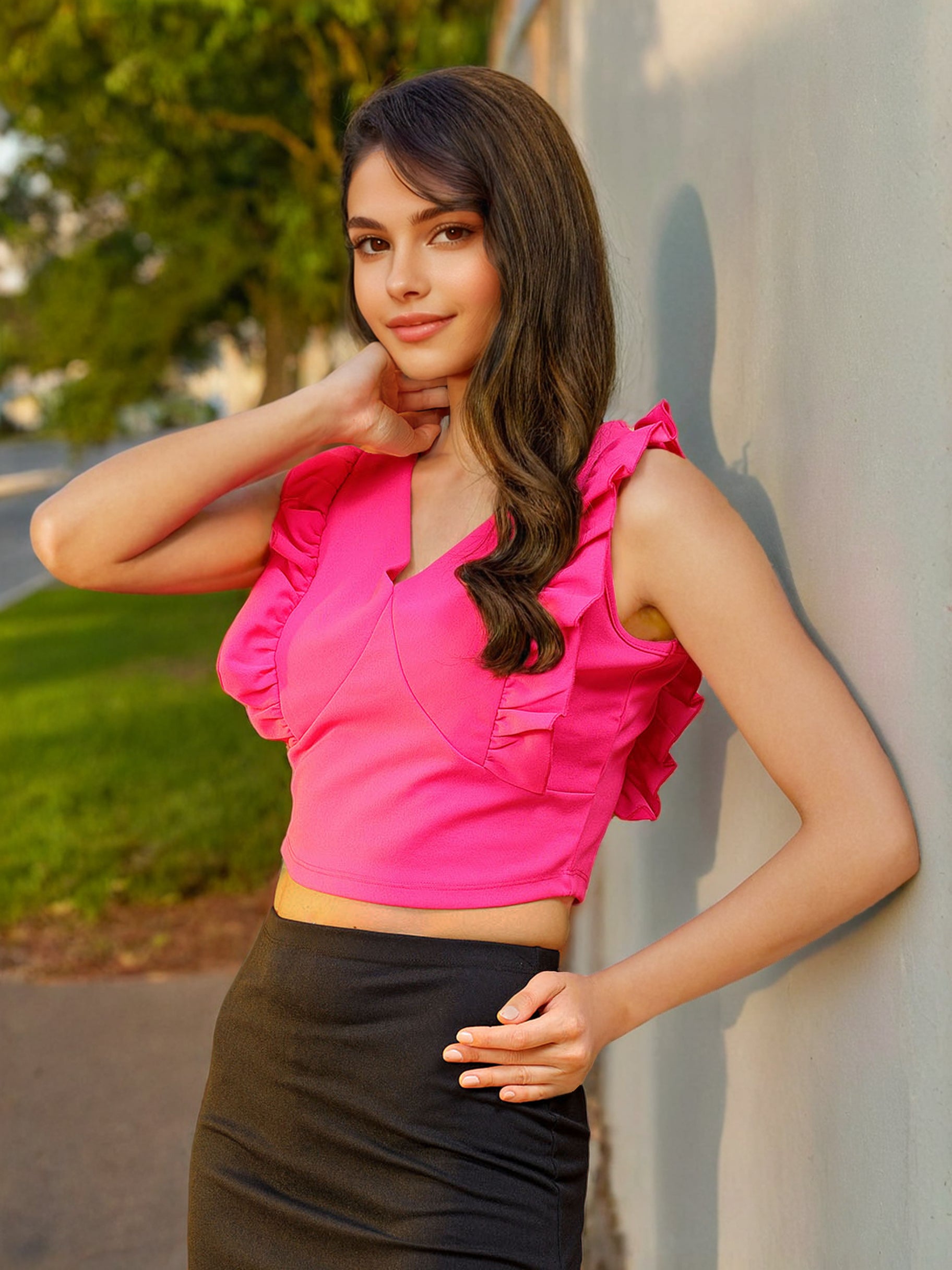 Women's V Neck Ruffle Crop Top