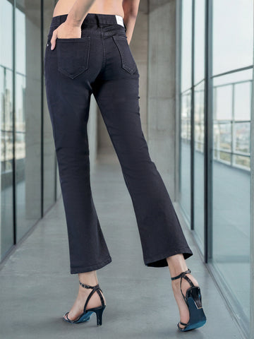 Women's Solid Black Bootcut Denim Jeans