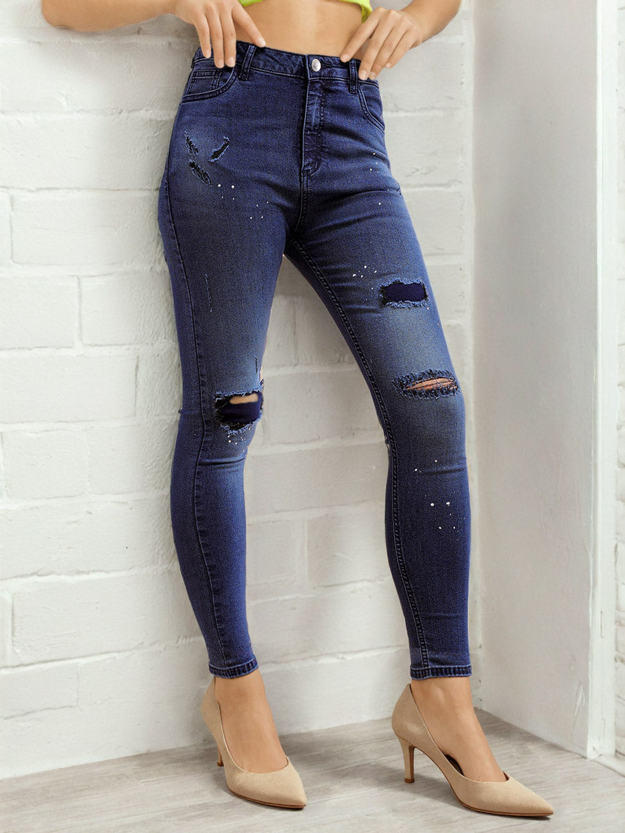 Women's Distressed Slim Fit Jeans