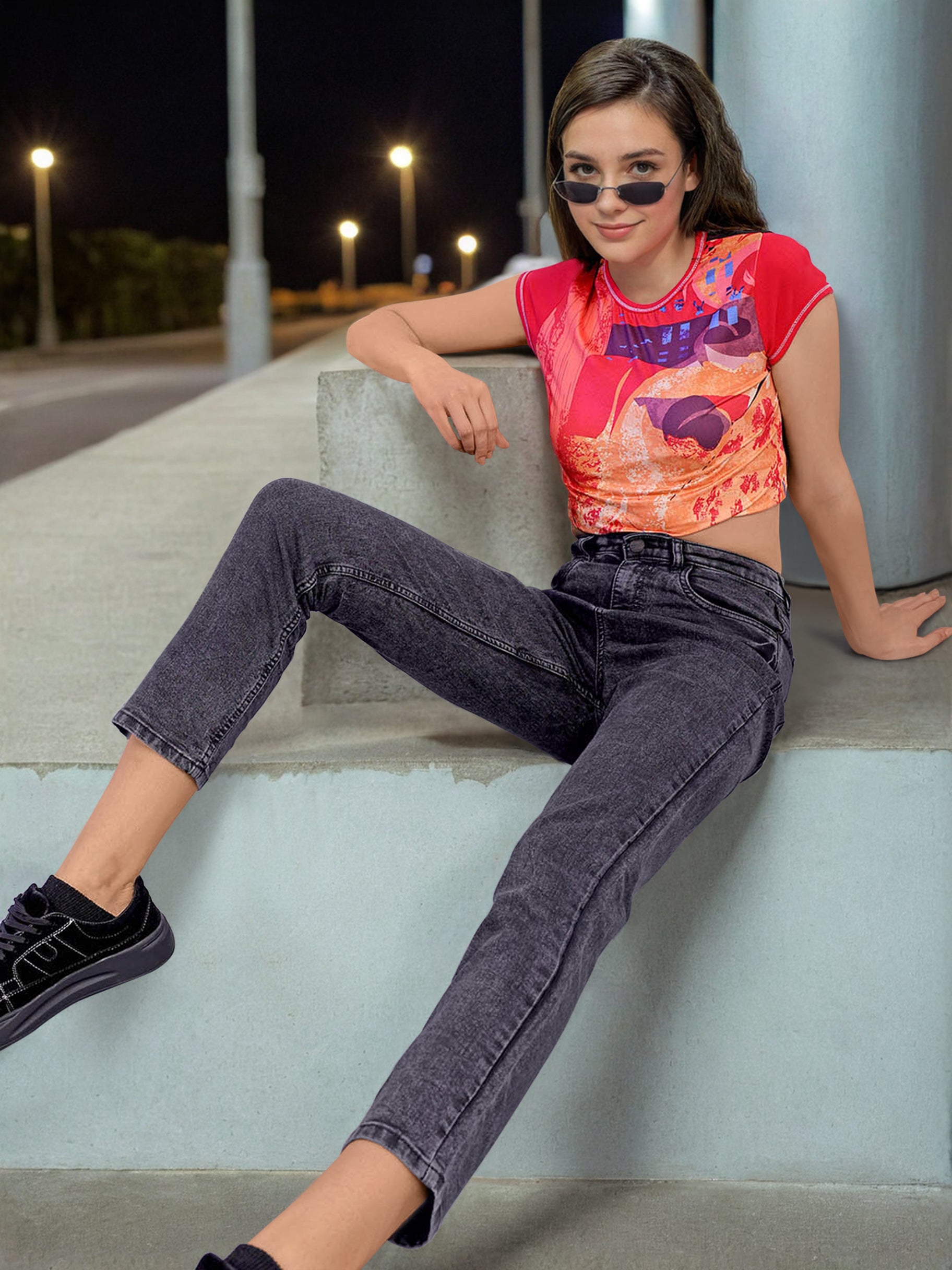 Women's Straight Fit Jeans