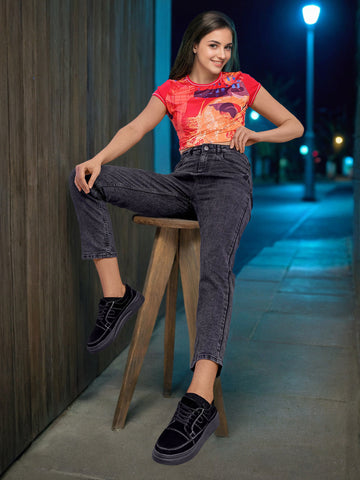 Women's Straight Fit Jeans