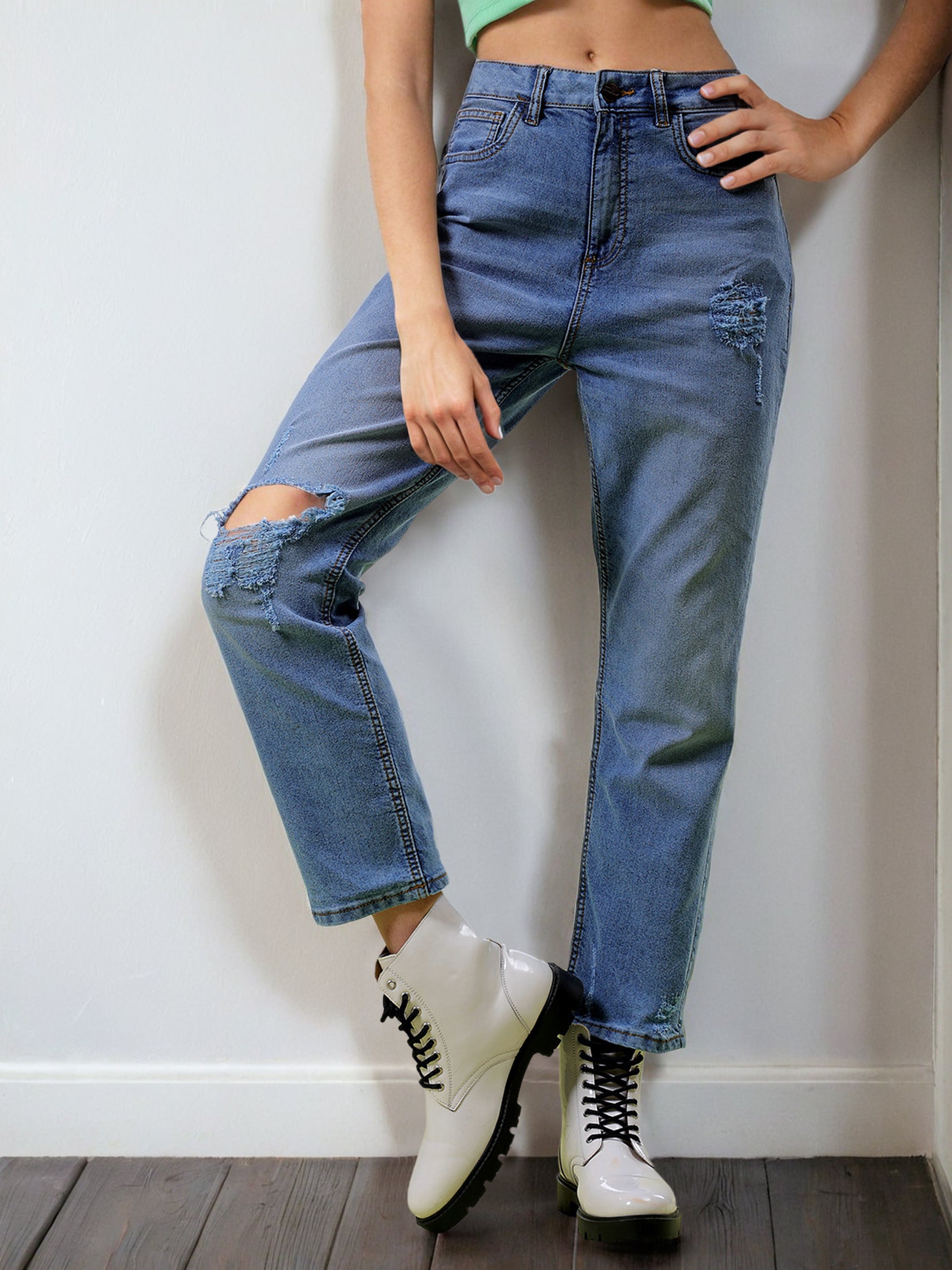 Women's Straight Fit Jeans