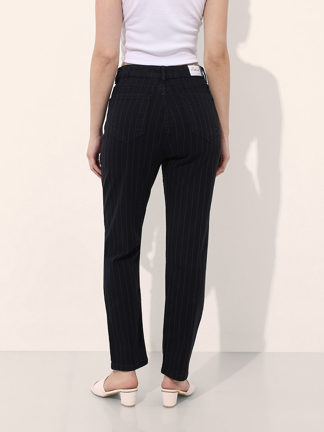 Women's Straight Jeans