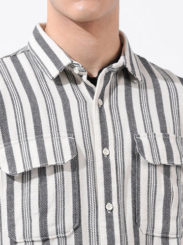 Men's Black Relaxed Fit Striped Casual Shirt