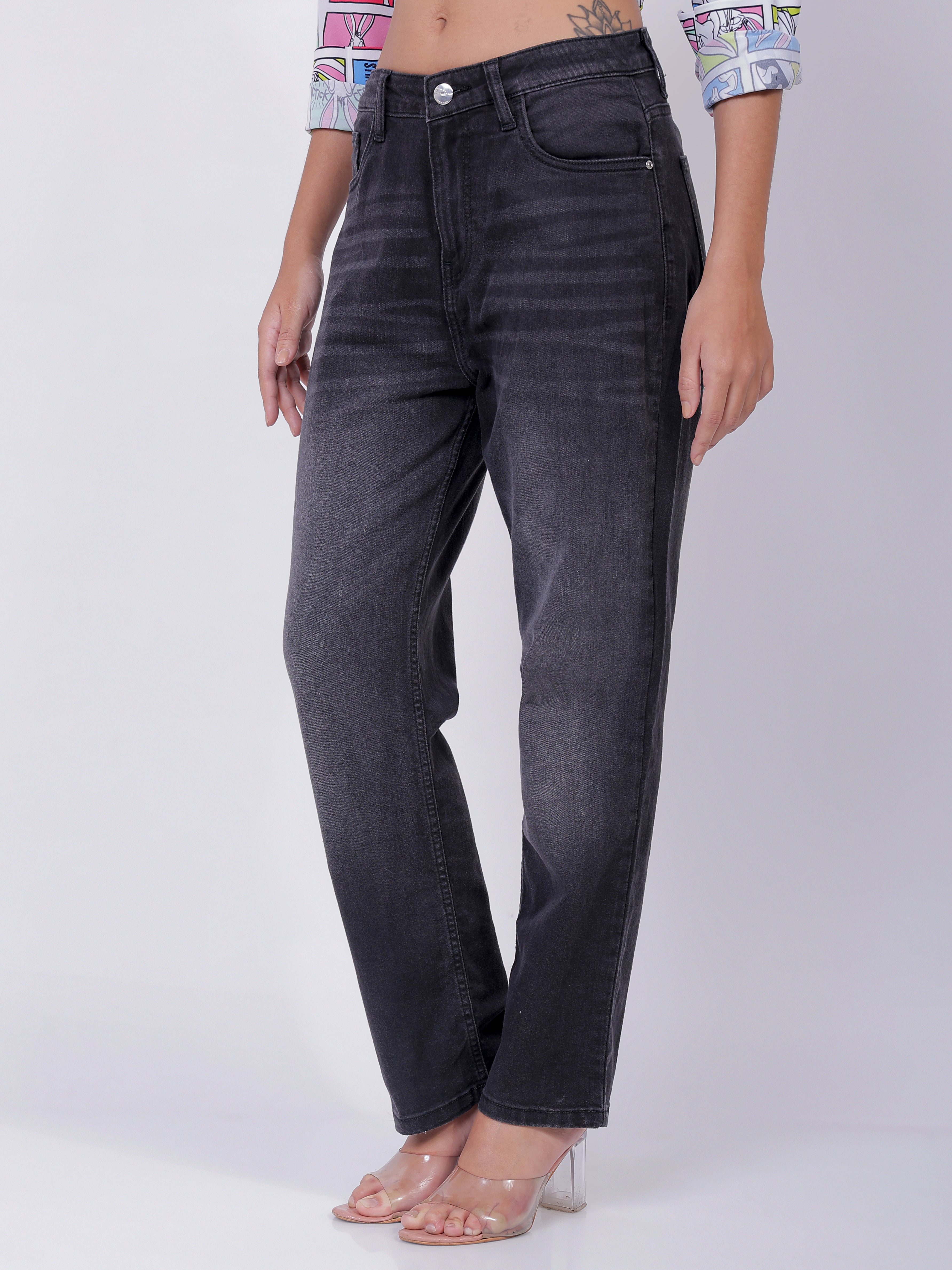 Women's Black Straight Fit Casual Jeans