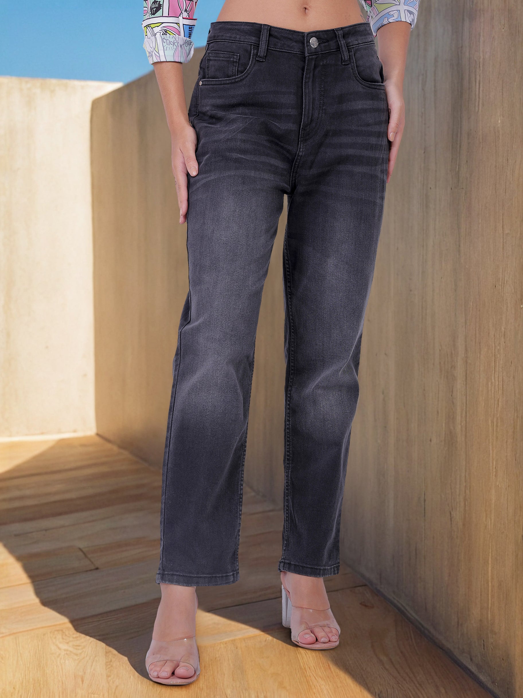 Women's Black Straight Fit Casual Jeans