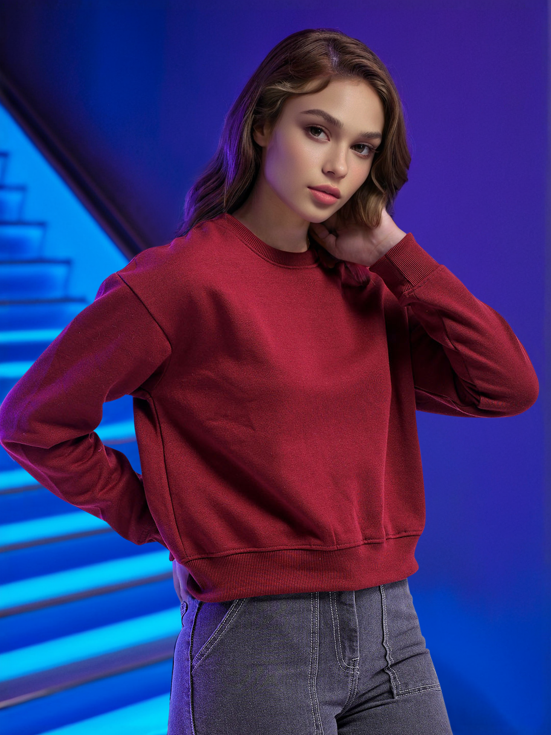 Women's Solid Regular Fit Sweatshirt