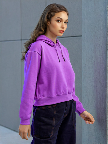 Women's Solid Regular Fit Sweatshirt