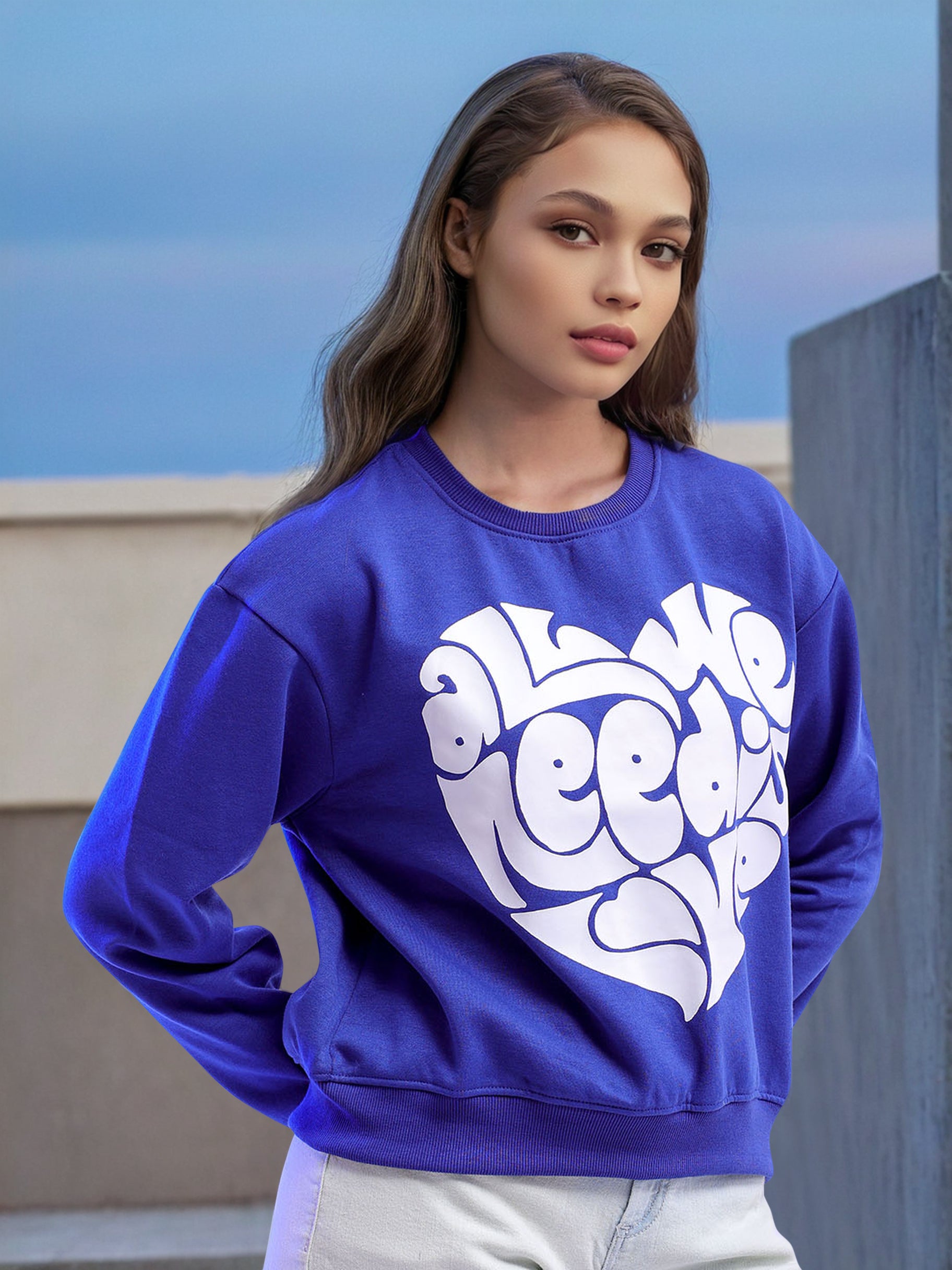 Women's Solid Regular Fit Sweatshirt