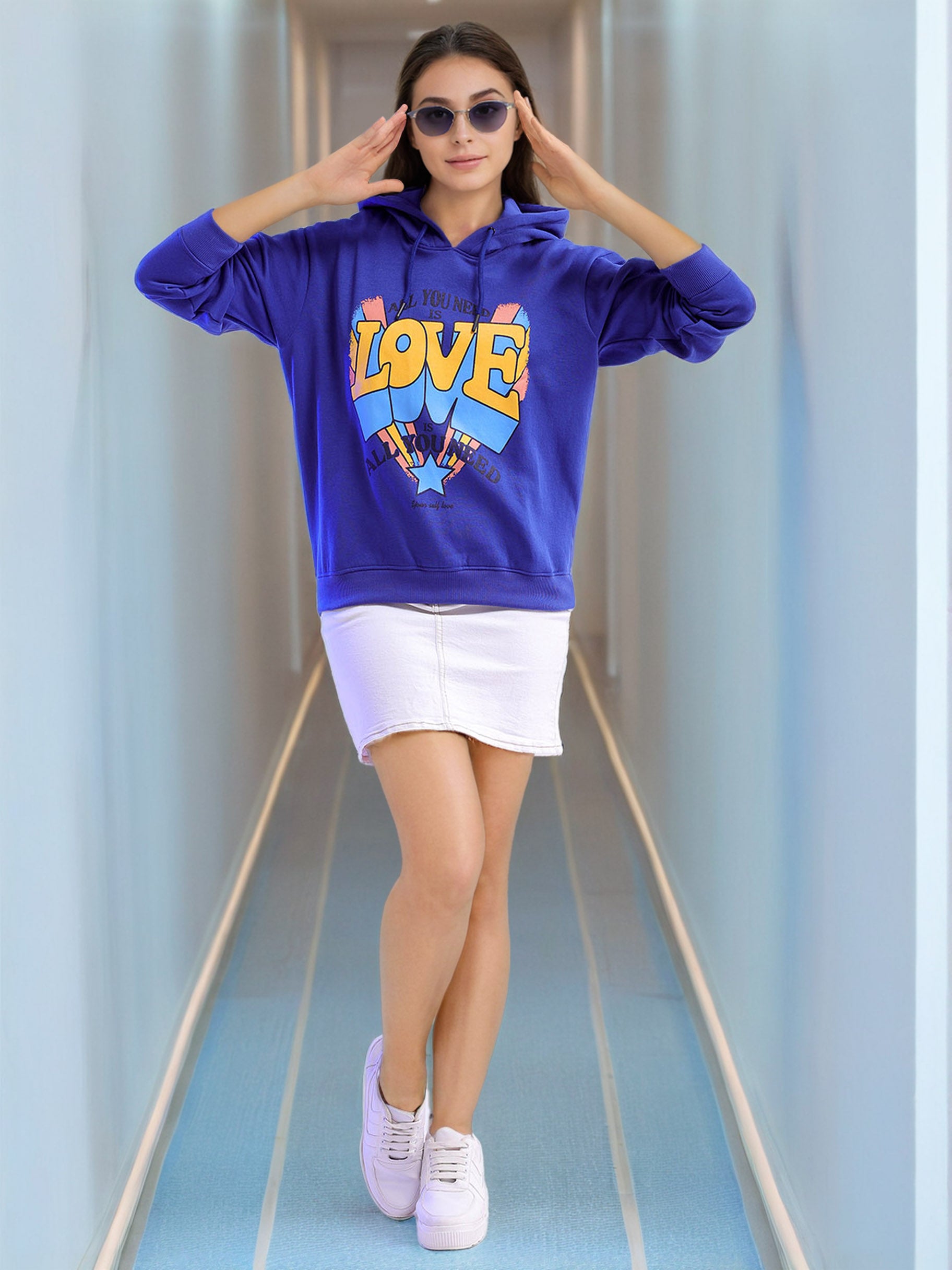 Women's Printed Regular Fit Sweatshirt