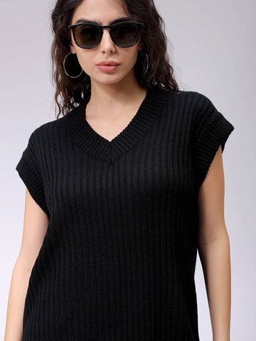 Women's Black Boxy Fit Solid Sweater