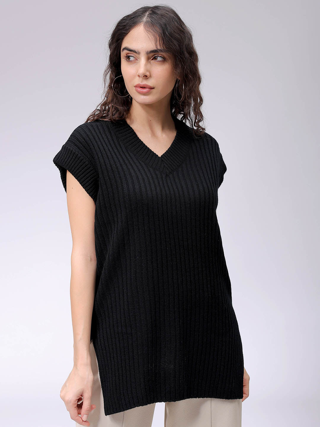 Women's Black Boxy Fit Solid Sweater