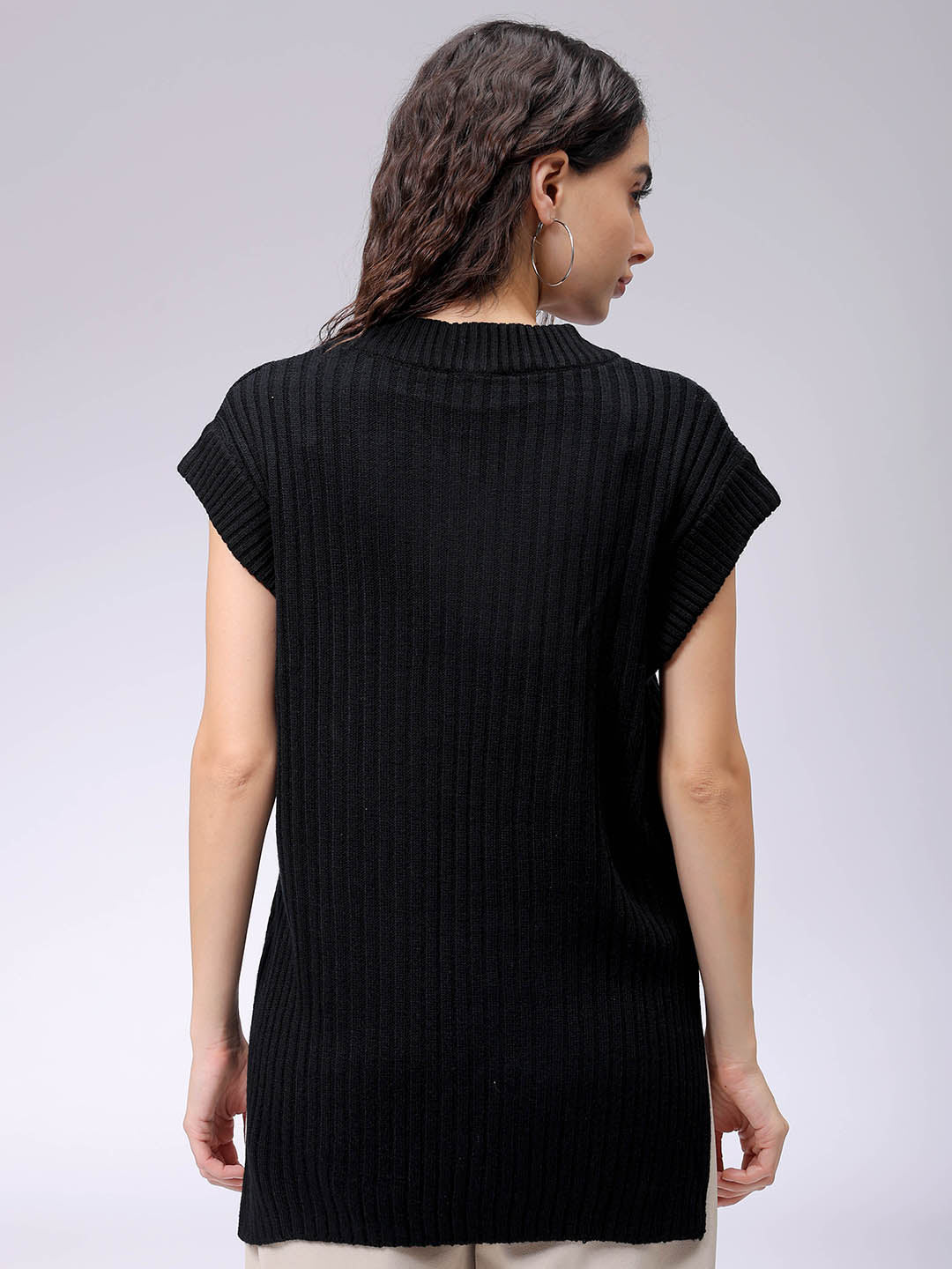 Women's Black Boxy Fit Solid Sweater