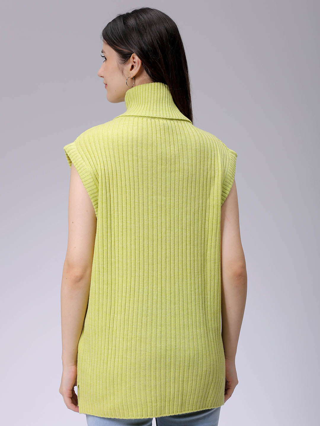 Women's Green Loose Fit Solid Sweater