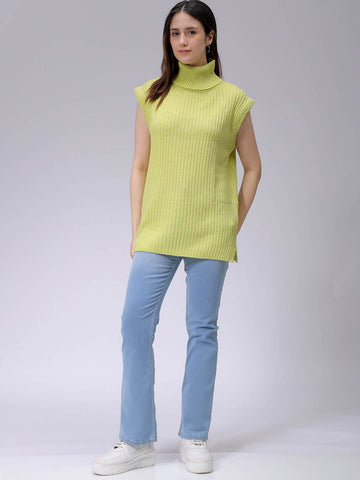 Women's Green Loose Fit Solid Sweater