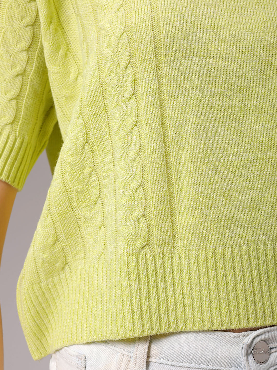 Women's Green Relaxed Fit Solid Sweater