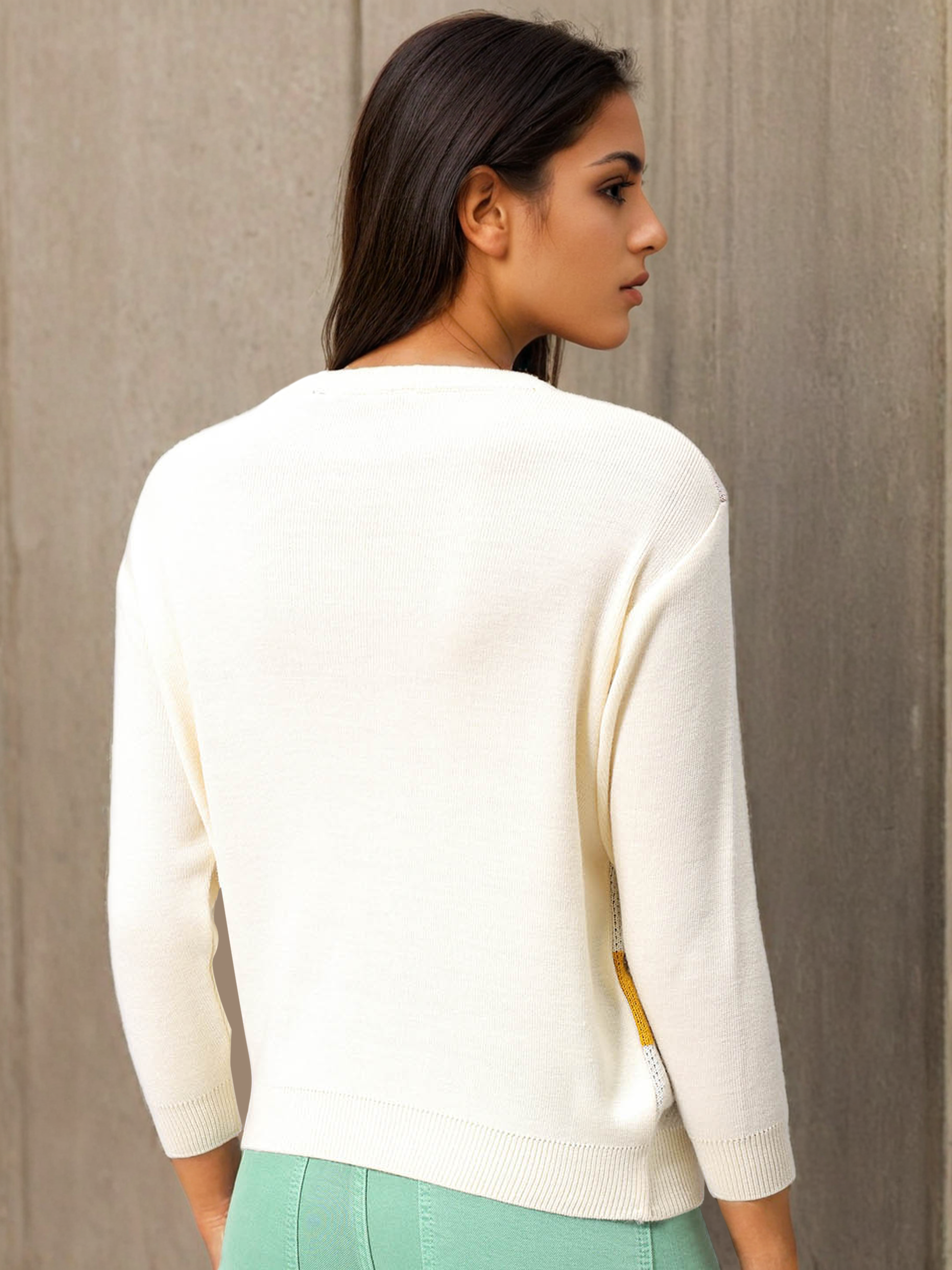 Women's Off White Loose Fit Floral Print Sweater