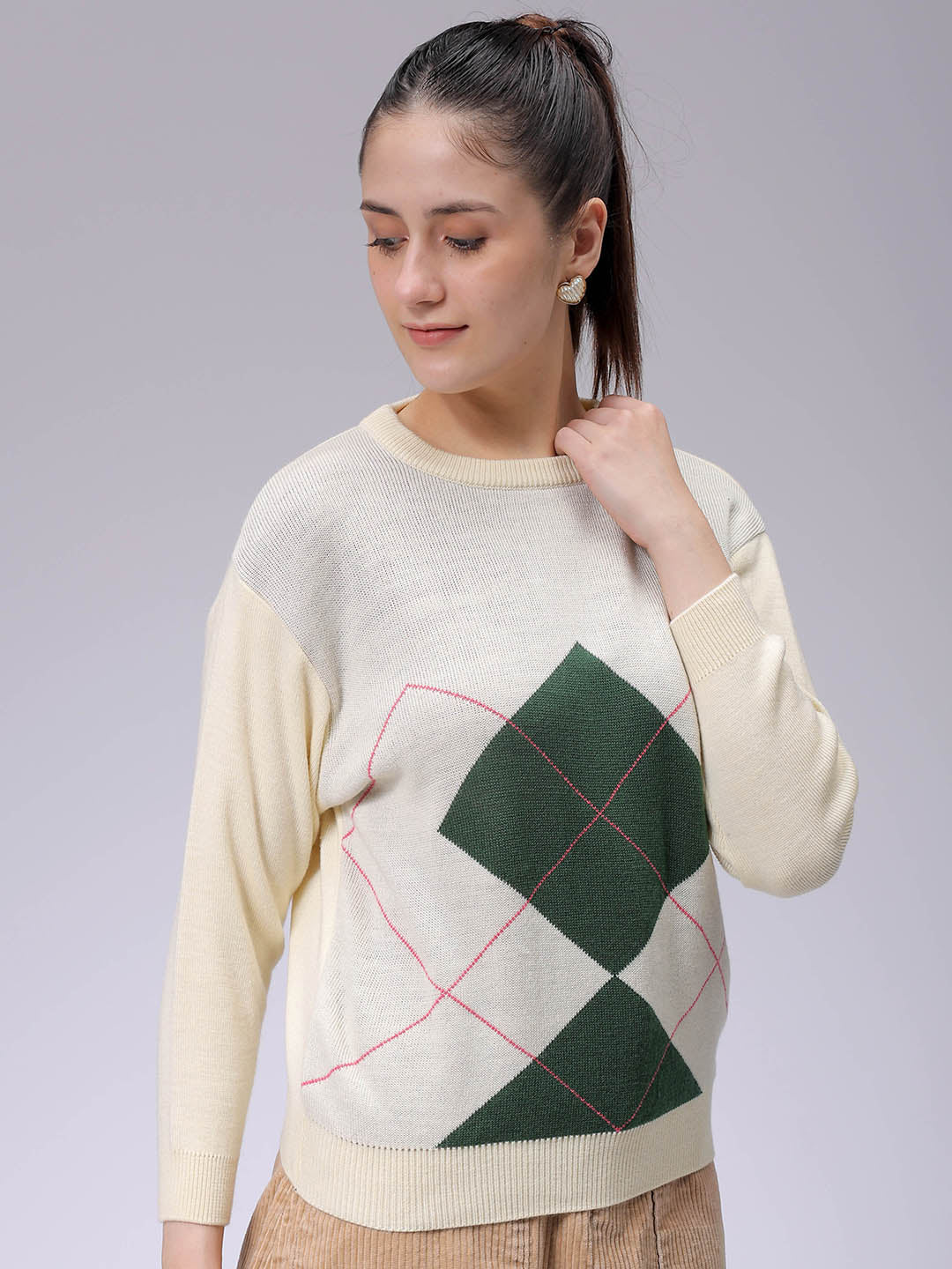 Women's Off White Relaxed Fit Argyle Sweater