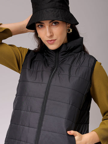 Women's Black Regular Fit Solid Regular Quilted Jacket