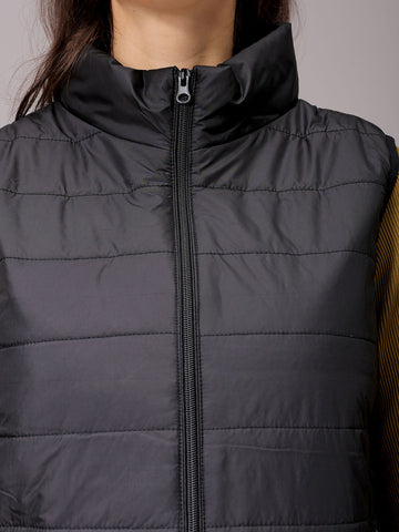 Women's Black Regular Fit Solid Regular Quilted Jacket