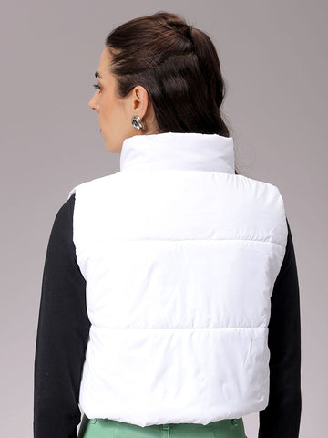Women's White Regular Fit Solid Cropped Quilted Jacket