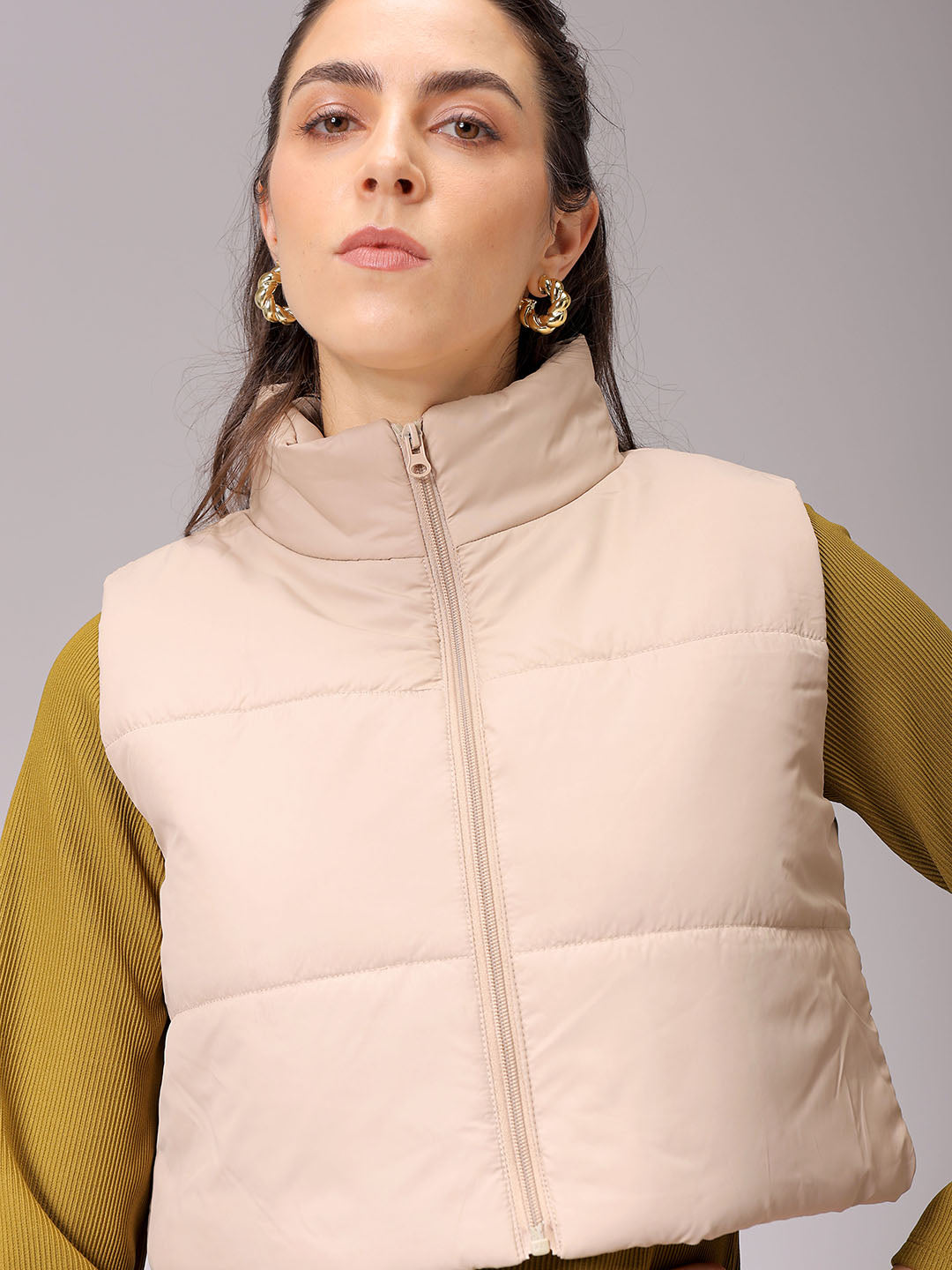 Women's Beige Regular Fit Solid Cropped Quilted Jacket