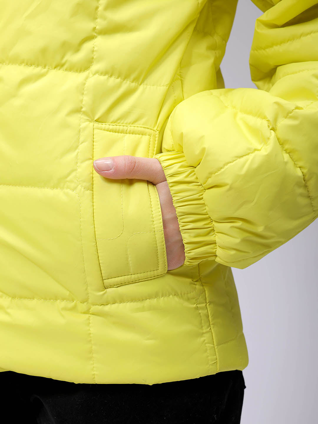 Women's Yellow Relaxed Fit Solid Puffer Jacket