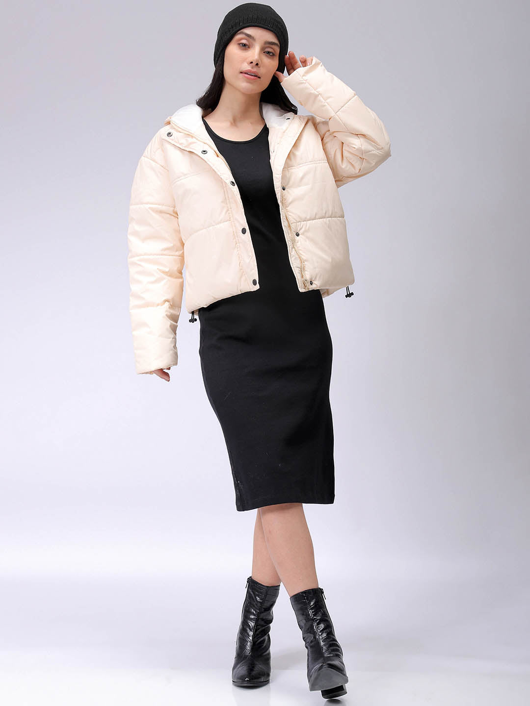 Women's Yellow Relaxed Solid Quilted Jacket