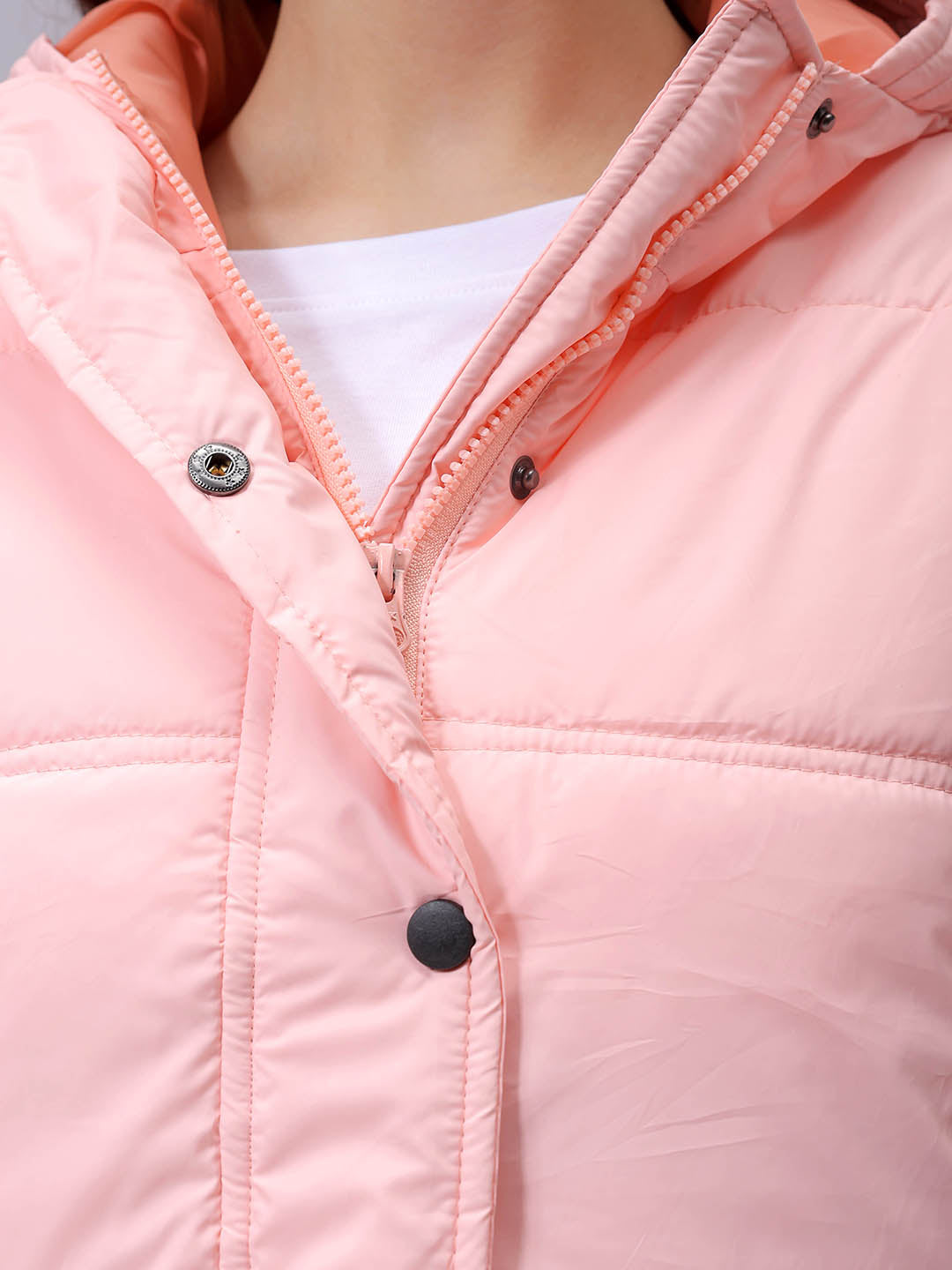 Women's Regular Fit Solid Hooded Puffer Jacket