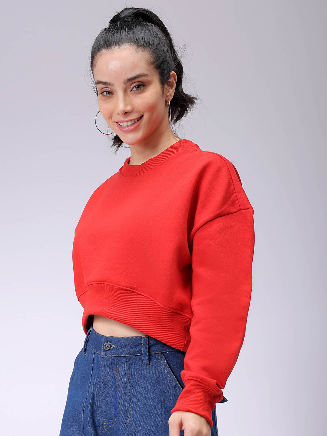 Women's Red Loose Fit Solid Cropped Sweatshirt