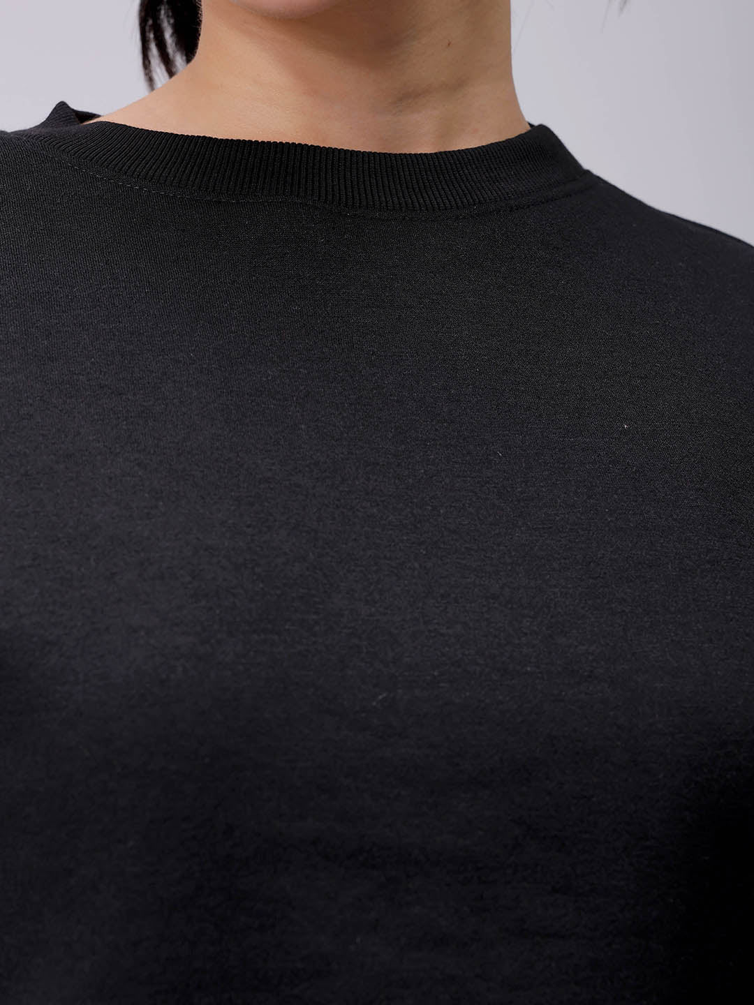 Women's Black Regular Fit Backprinted Crewneck Sweatshirt