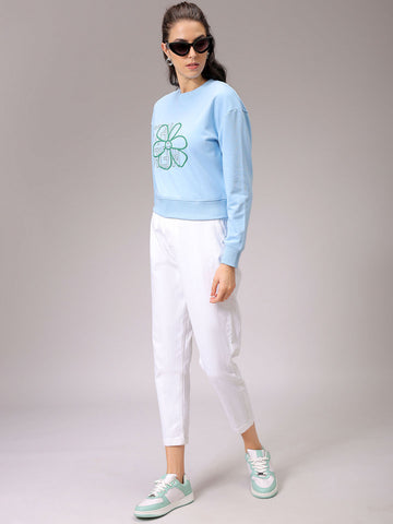 Women's Blue Relaxed Fit Floral Cropped Sweatshirt