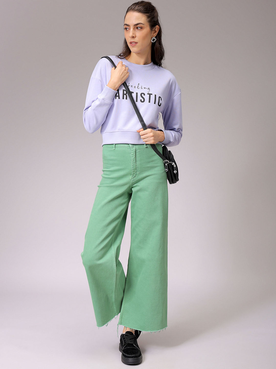 Women's Purple Relaxed Fit Typographic Cropped Sweatshirt