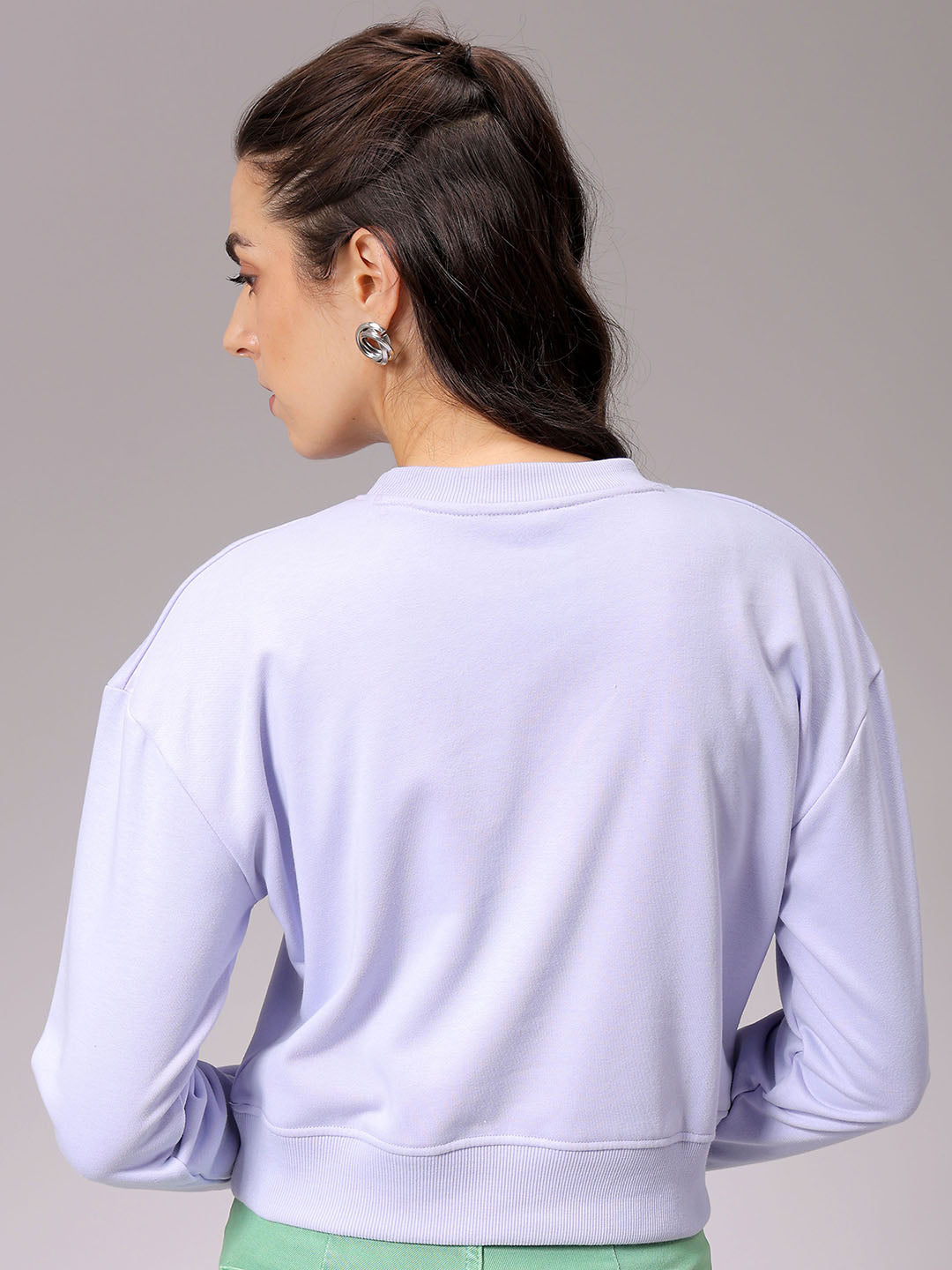 Women's Purple Relaxed Fit Typographic Cropped Sweatshirt