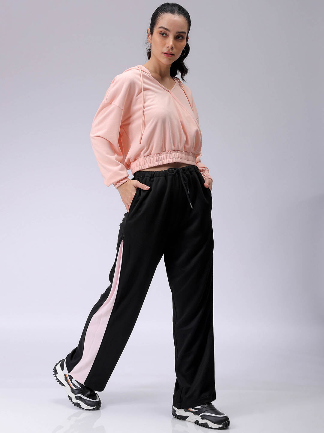 Women's Pink Regular Fit Solid Wrap Sweatshirt