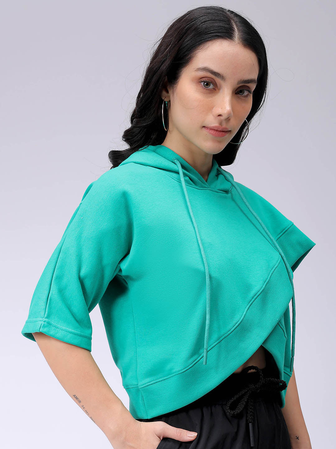 Women's Green Boxy Fit Solid Wrap Sweatshirt