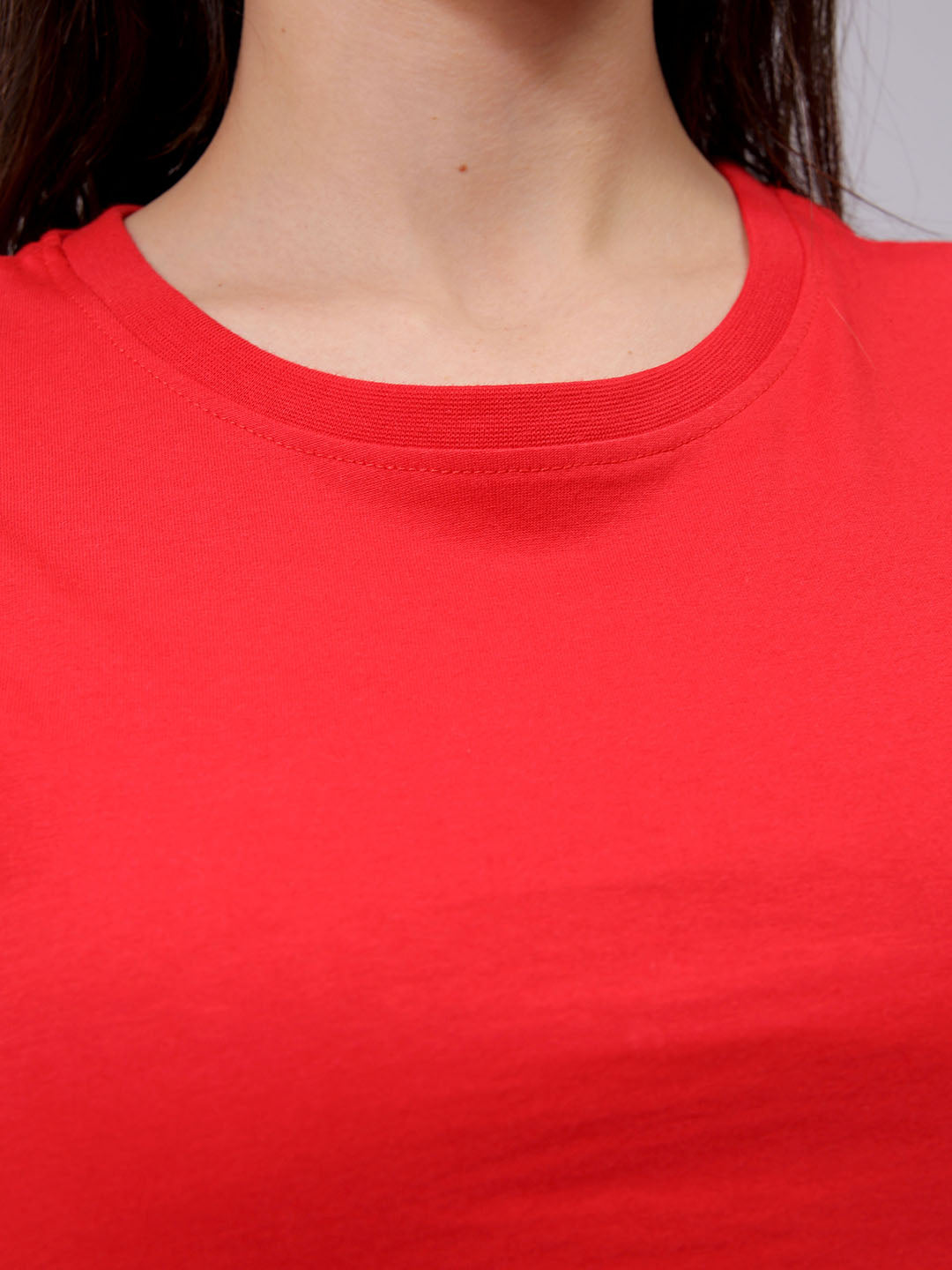 Women's Slim Fit Solid Cropped Crew Neck Tshirt