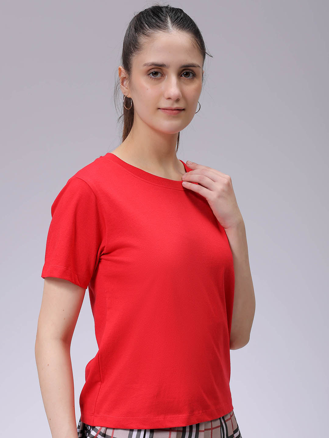 Women's Red Regular Fit Solid T-Shirt