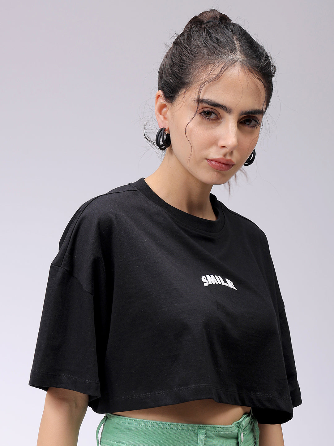 Women's Black Boxy Solid Cropped T-Shirt