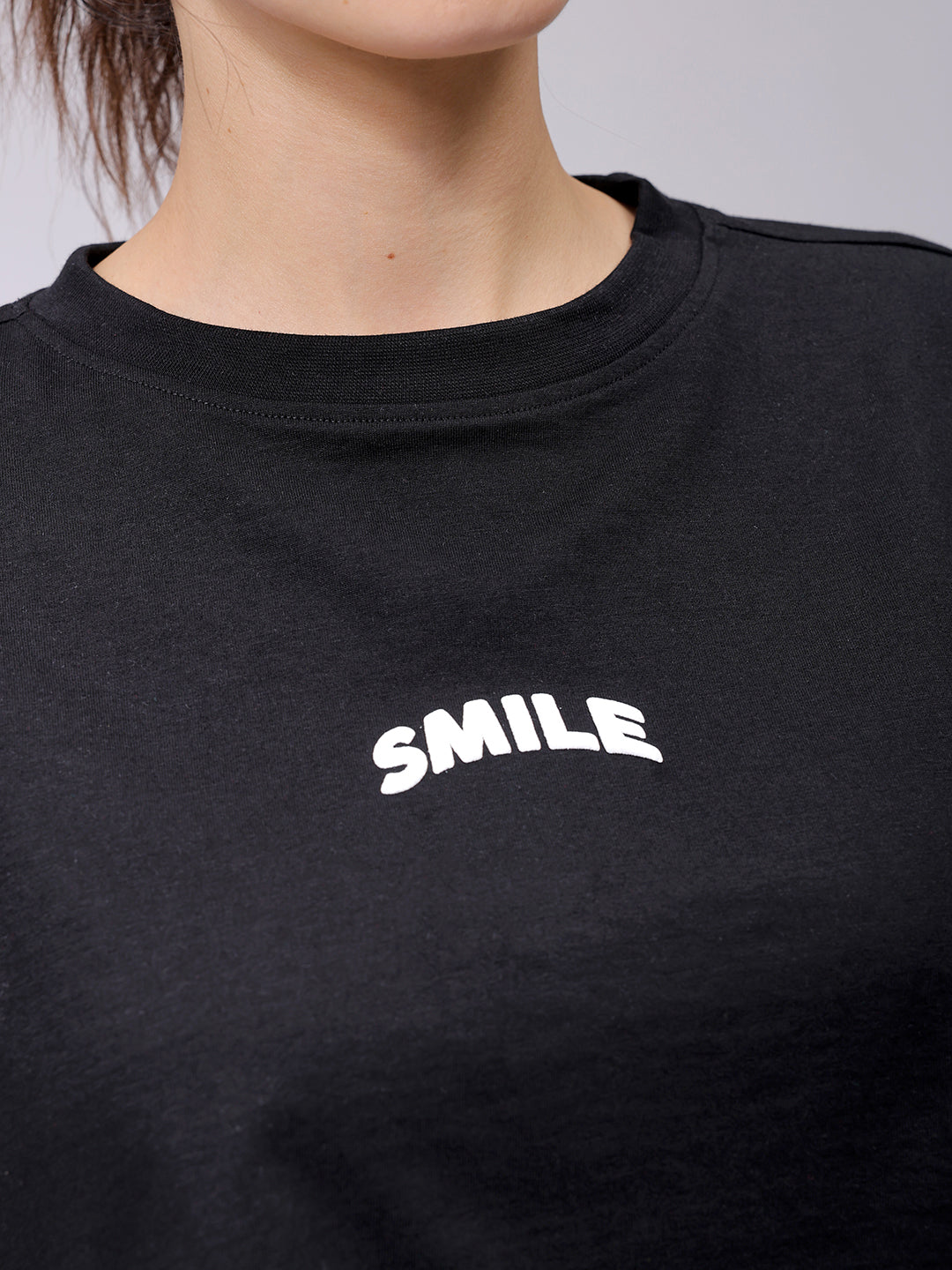 Women's Black Boxy Solid Cropped T-Shirt