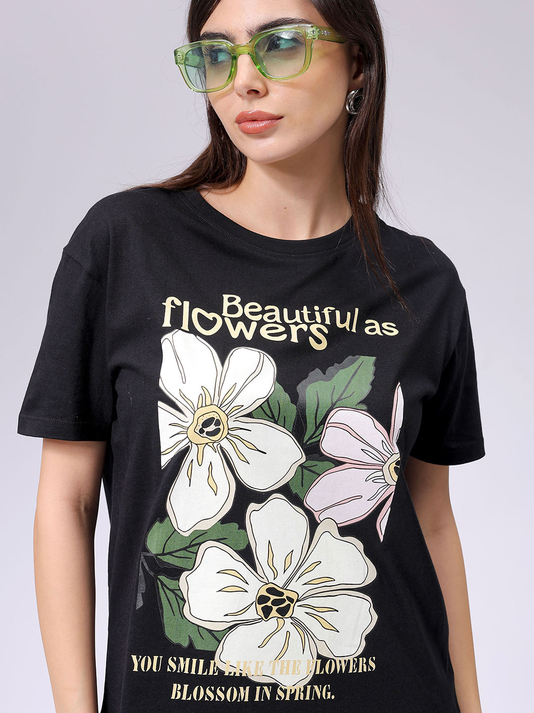 Women's Black Relaxed Fit Solid T-Shirt