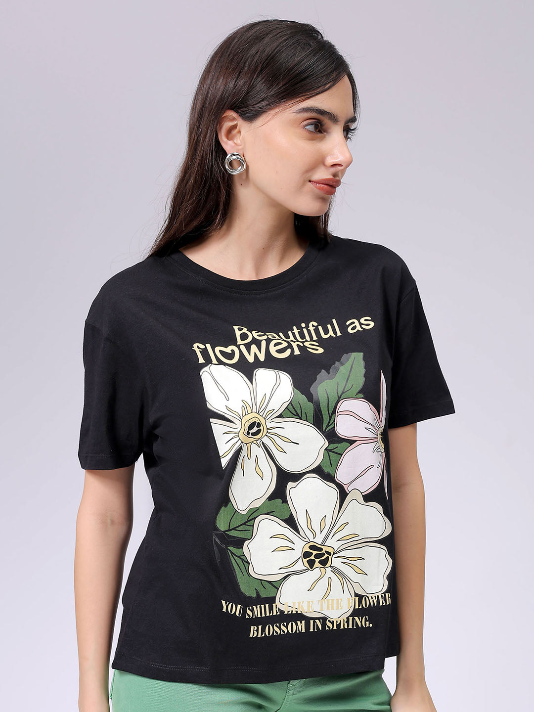 Women's Black Relaxed Fit Solid T-Shirt