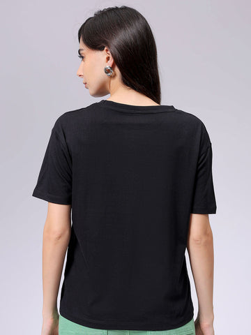 Women's Black Relaxed Fit Solid T-Shirt