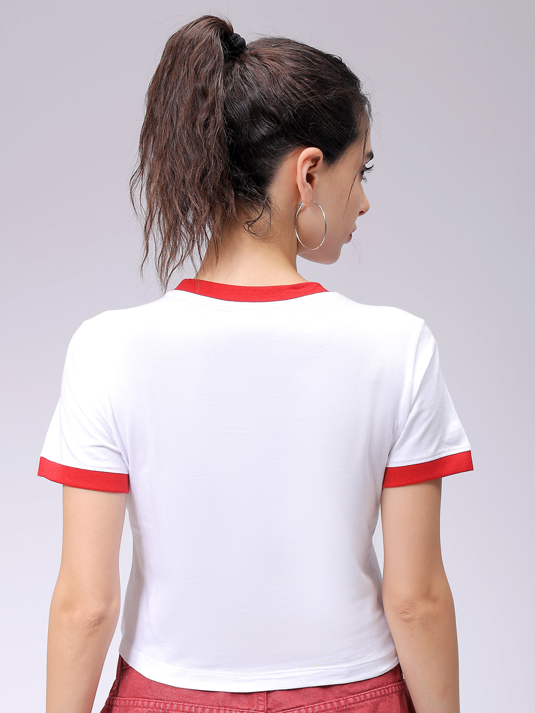 Women's White Slim Fit Typographic Cropped T-Shirt