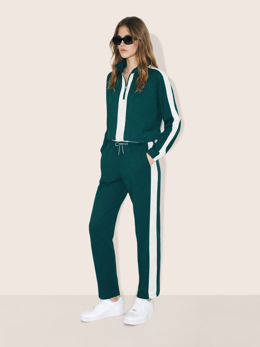 Women's Green Relaxed Fit Colourblocked Casual Coordinates