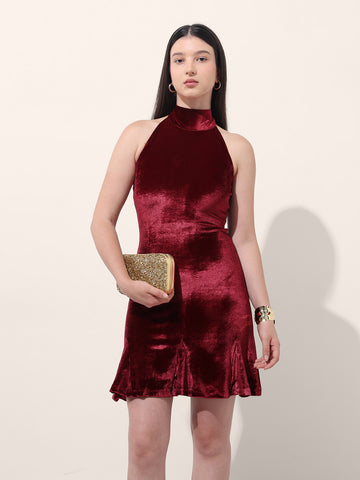 Women's Red Regular Fit Party Wear Solid Dress