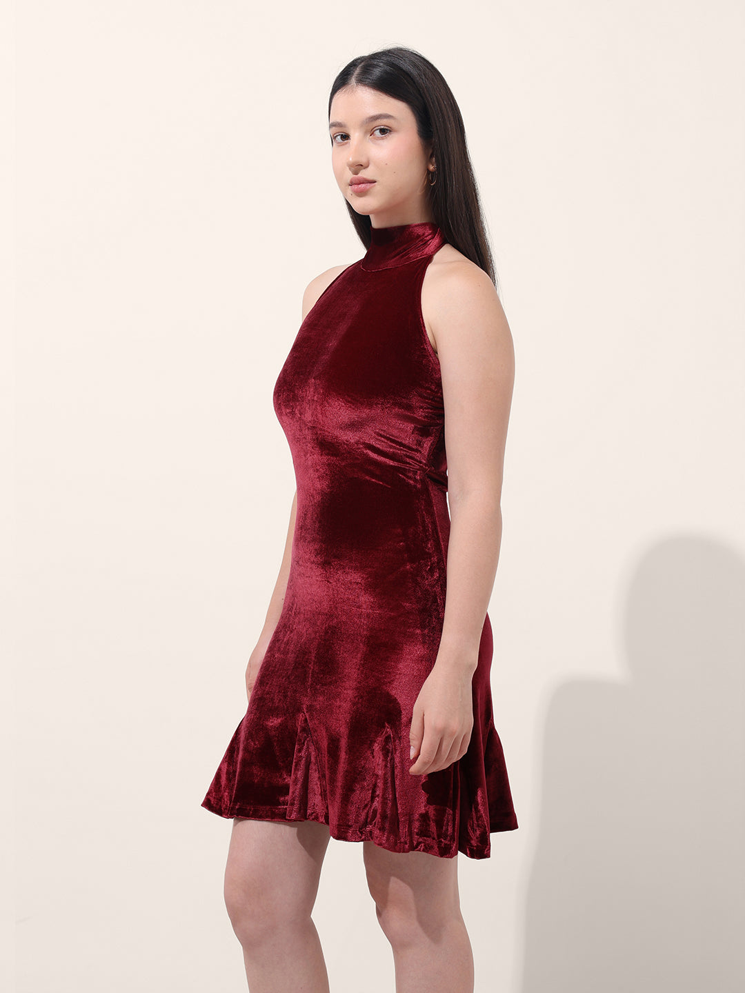 Women's Red Regular Fit Party Wear Solid Dress