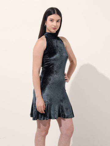 Women's Blue Regular Fit Party Wear Solid Dress