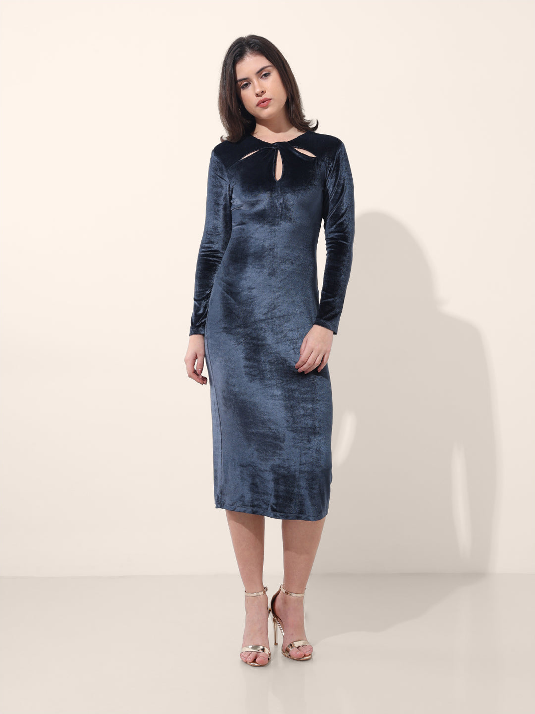 Women's Blue Regular Fit Party Wear Solid Dress