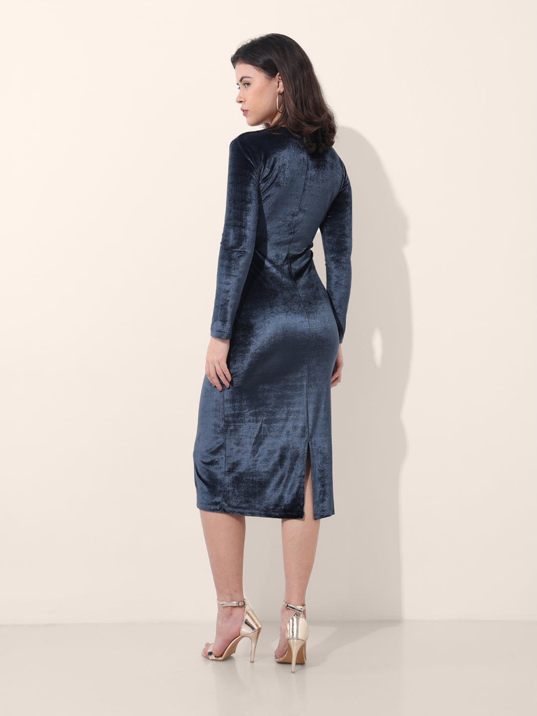 Women's Blue Regular Fit Party Wear Solid Dress